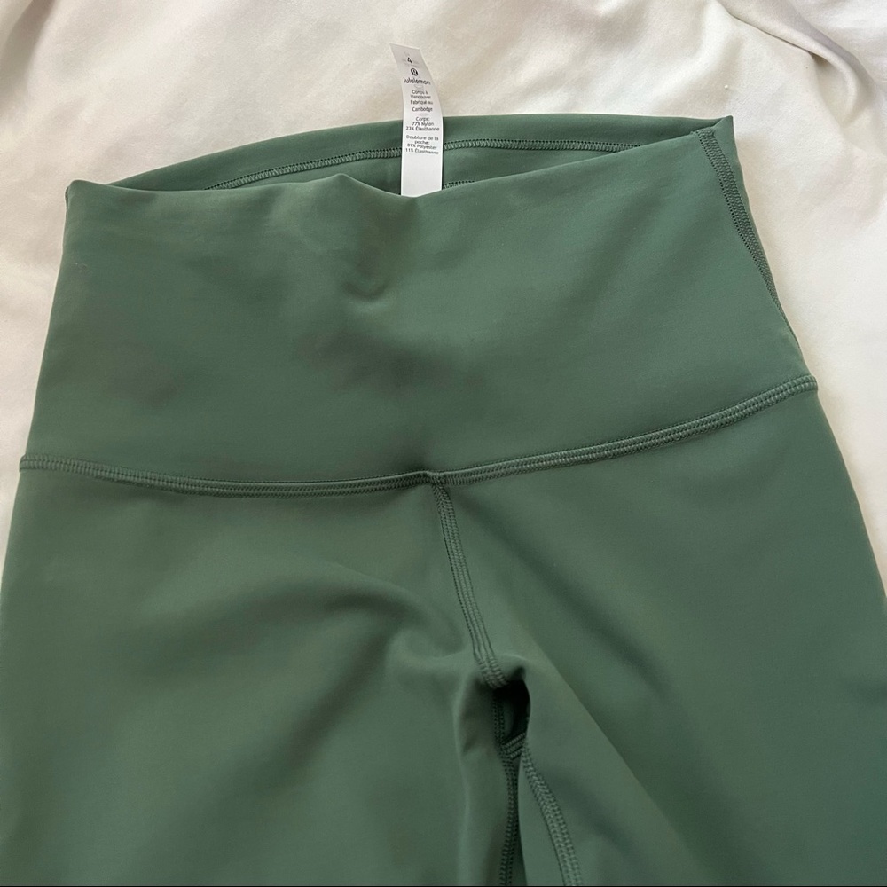 NWOT Lululemon leggings